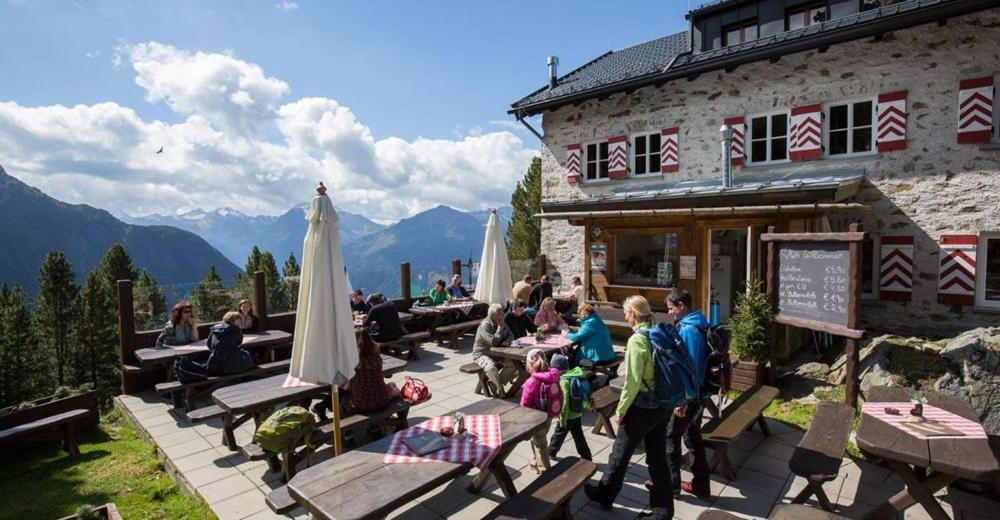 Rochus Appartements Sautens Buitenkant foto